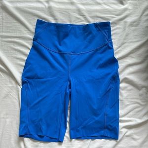 Lululemon Wunder Train High Rise Short 8”